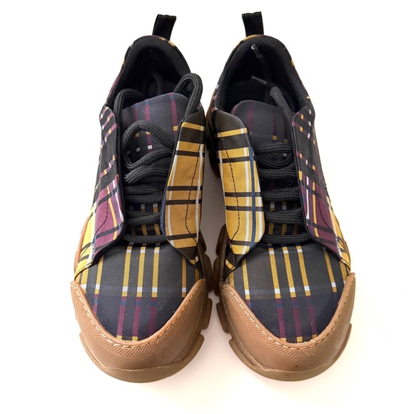 Max Mara Weekend Women's Checkered Sneakers - Picture 12 of 14